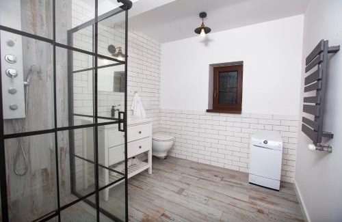 Chotyniec Villa | Pet-Friendly Escape at Na Chałupki: Guest Rated 9.9