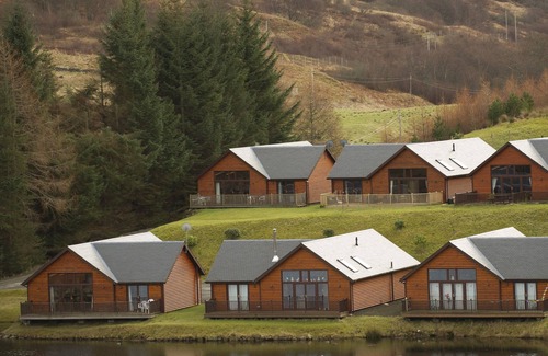 Foss Ski Chalet | Unforgettable Stay at Na Craigean Lodge - Glengoulandie