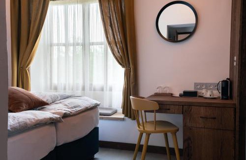 Kestrany Hotel | Pet-Friendly Retreat at Na Golfu with Top Amenities