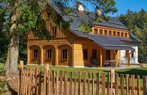 Chribska House | Pet-Friendly Retreat at Na jelení stezce - Rated 9.9/10