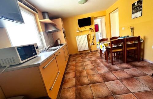 Koper Apartment | Discover Na kmetiji s konji - Pogelšek: Pet-Friendly Retreat