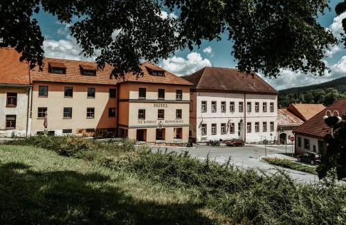 Husinec Hotel | Cozy Stay at Na Knížecí Husinec with Family-Friendly Amenities