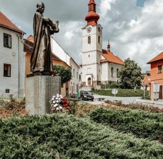 Husinec Hotel | Cozy Stay at Na Knížecí Husinec with Family-Friendly Amenities