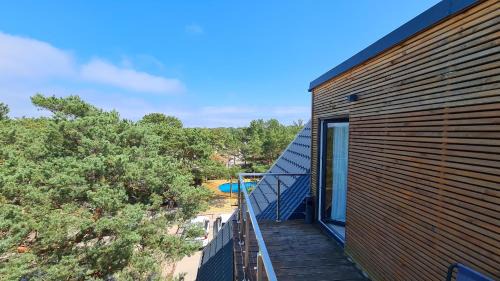Hel Apartment | Na Wydmach: Tranquil Retreat Surrounded by Nature