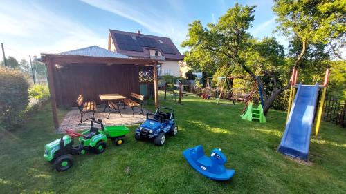 Polchowo House | Discover Na Wzgórzu: Family-Friendly Stay with Pool