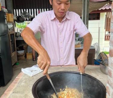 San Pa Thong House | Eco-Friendly Retreat at Baan Naam Baan Nork for Families