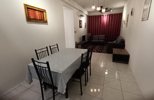 Kampung Rawa Apartment | Naanee Homestay near Putrajaya Cyberjaya - musleem only