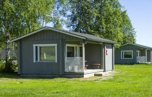 Sotkamo House | Explore Naapurivaaran Lomakeskus: Beachfront Family Retreat