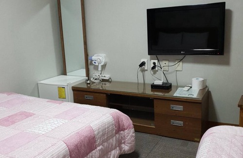 Yeosu Hotel | Budget-Friendly Nabijam Motel with Family Amenities