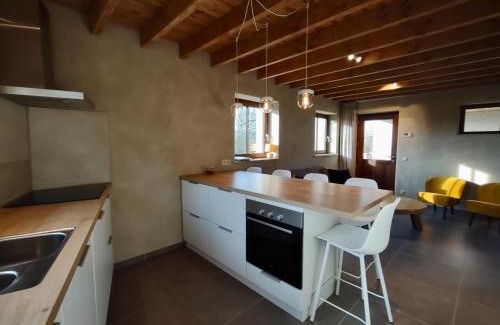 Kluisbergen House | Cozy Nachtegael Hoekhuis with Spectacular Views Awaits You