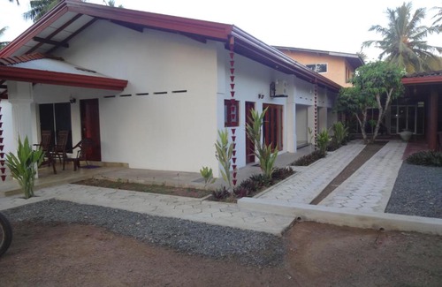 Matara Hotel | Budget-Friendly Nadeeka Villa with Family Amenities