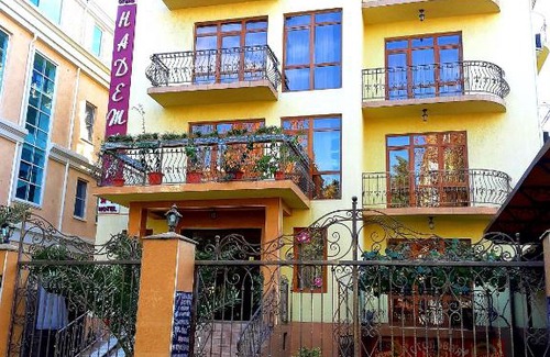 Adler City Centre Hotel | Budget-Friendly Nadezhda Hotel with 9/10 Guest Rating