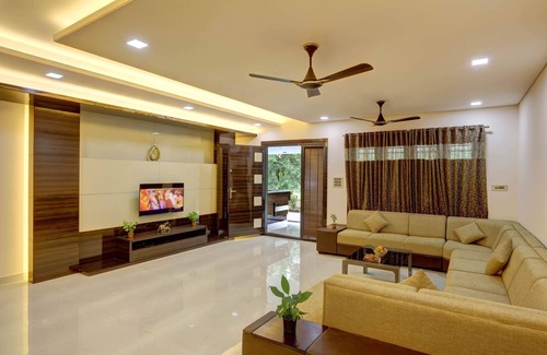 Aluva Resort | Serene Nadhiyoram River Retreat with Pool & Spa Amenities