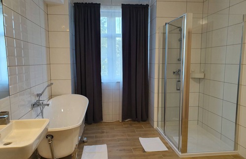 Nowa Sol Hotel | Experience Nadodrzański Dwór: Family-Friendly Stay with Pool