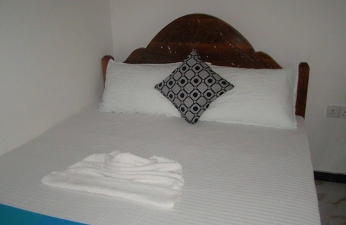 Polonnaruwa Hotel | Budget-Friendly Nadun Rest with Pool and Restaurant