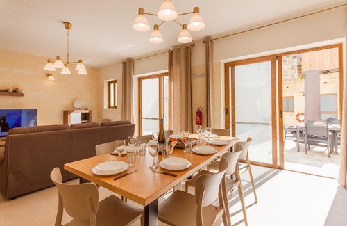 Nadur House | Tranquil Nadurija Villa with Pool & Ocean Views