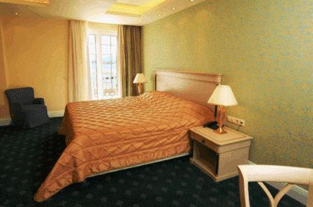 Itea Hotel | Discover Nafsika Palace: 4-Star Family-Friendly Retreat