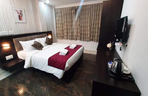 Krishnagiri Hotel | Budget-Friendly Nagas Inn by Unicorn with Breakfast Included
