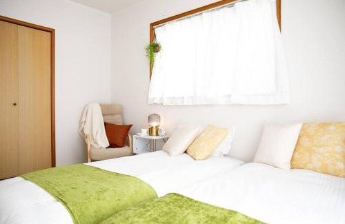 Kuwana Villa | Inviting Nagashima Riverside House: Pet-Friendly Retreat