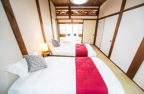 Kuwana House | Pet-Friendly Retreat at Nagashima Traditional House