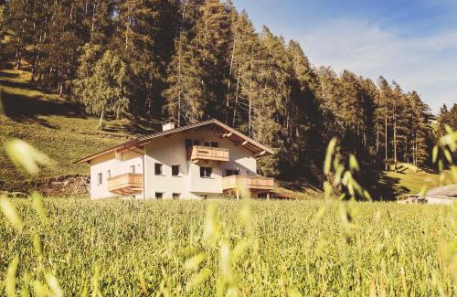Navis House | Oceanfront Nagelehof: Guest Rated 9.6 with Breakfast Included