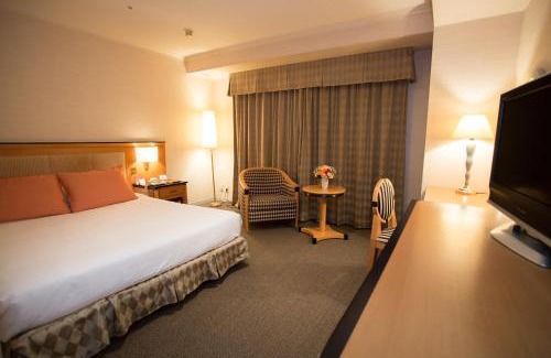 Sakae Hotel | Elegant Stay at Nagoya Tokyu Hotel with Pool & Dining