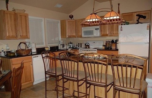 Nags Head House | Oceanfront Villa in Nags Head with Private Pool & Hot Tub