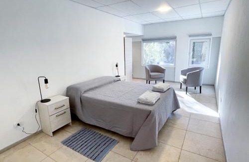 Esquel Apartment | Guest Rated 10/10: Nahuel Apart with Hot Tub & Family Extras