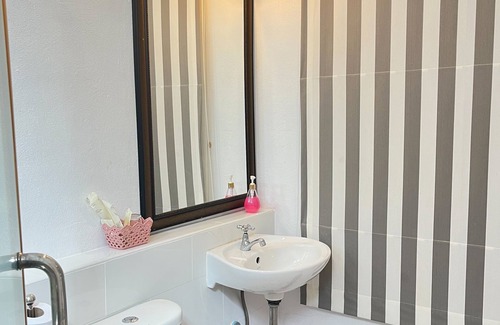 Chiang Rai Hotel | Guest Approved Nai Suan Bed and Breakfast with Family Amenities