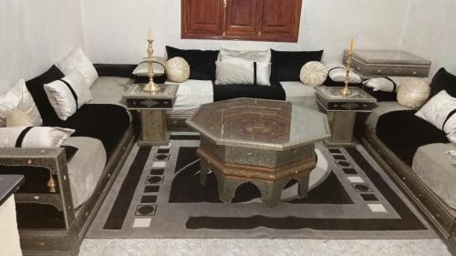 Taroudannt House | Discover Naima House: Relax by the Pool & Enjoy Dining