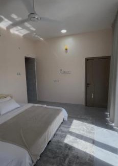 Sayq Ski Chalet | Discover Najm Chalet: Pet-Friendly Retreat with Pool Access