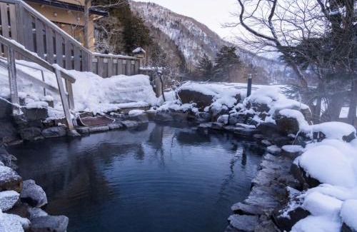 Matsumoto Hotel | Experience Nakanoyu Onsen Ryokan - Family-Friendly Retreat