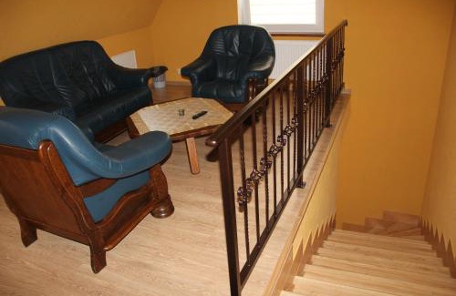Kurtuvenai House | Family-Friendly Stay at Nakvynė Tytuvėnuose - Rated 9.4/10