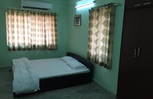 Kolkata House | Pet-Friendly Stay at Nalanda Tulip with Family Amenities