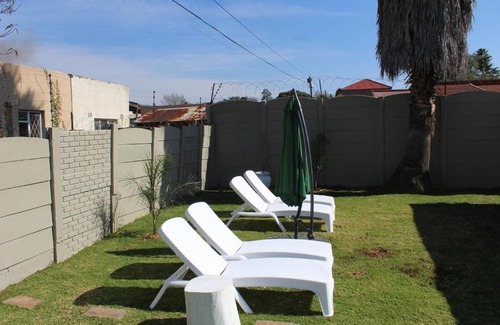 Greater Johannesburg Metropolitan Area Apartment | Relax at Naledi BnB and Spa with Pool Access for Families