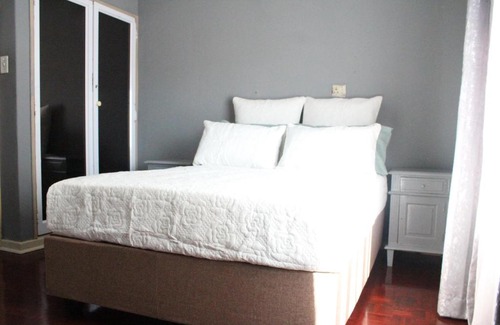 Greater Johannesburg Metropolitan Area Apartment | Relax at Naledi BnB and Spa with Pool Access for Families