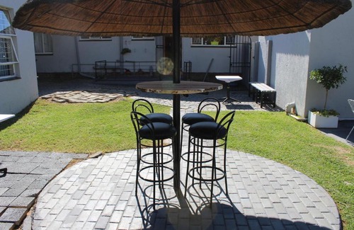Greater Johannesburg Metropolitan Area Apartment | Relax at Naledi BnB and Spa with Pool Access for Families