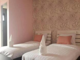 Ranong House | Budget-Friendly Nalin Place with Great Guest Reviews