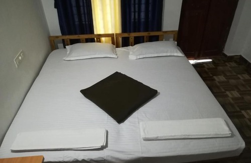 Kumarakom House | Pet-Friendly Nallathanka Nest Homestay with Breakfast Included
