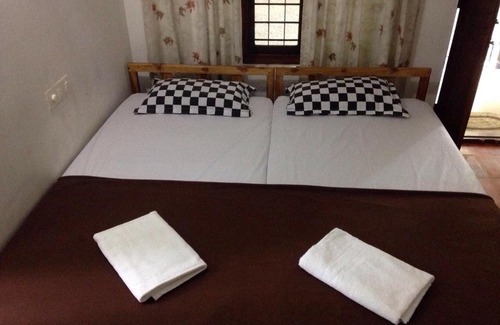 Kumarakom House | Pet-Friendly Nallathanka Nest Homestay with Breakfast Included