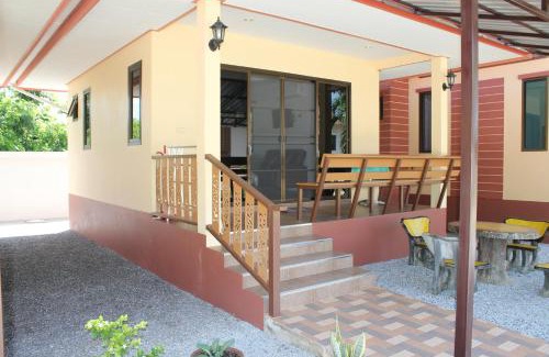 Rayong Apartment | Oceanfront Family Getaway at Naluemon Village FH 2