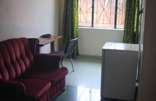 Mongu Hotel | Budget-Friendly Stay at Nalumba 2 Lodge with Breakfast