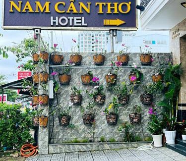 Cai Rang Hotel | Budget-Friendly NAM CẦN THƠ HOTEL with Great Amenities