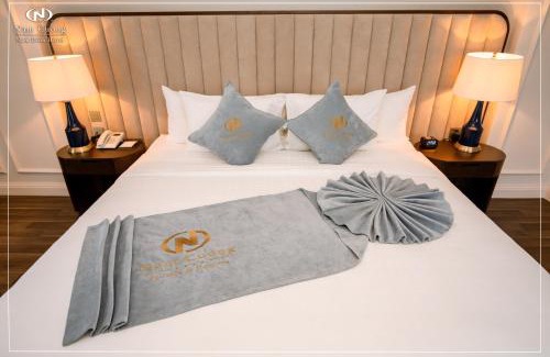 Nam Dinh Hotel | Relax at Nam Cuong Nam Dinh Hotel with Pool & Hot Tub