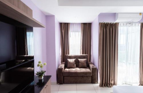 Na Chom Thian Apartment | Guest Rated: Nam Talay Condo with Pool & Family Amenities