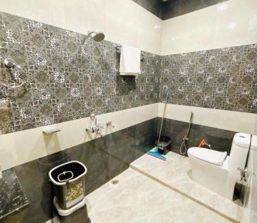 Faizabad House | Discover NAMAHSTAY AYODHYA: 10/10 Rated, Pet-Friendly Retreat