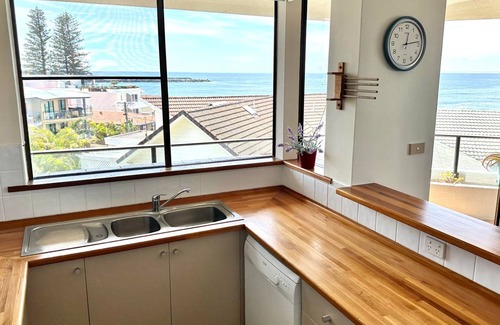 Yamba Apartment | Beautiful Ocean Views at Namanula Unit 6 for Every Budget