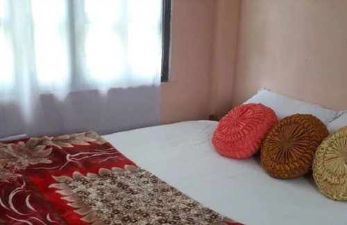 Panaoti House | Cozy Namaste Samudayik Homestay with Breakfast Included