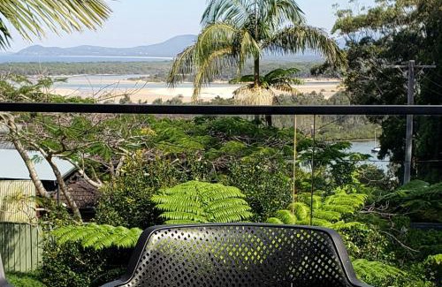 Nambucca Heads House | Inviting Nambucca Beach House: Ocean Views and Family Amenities