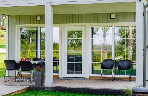 Kurtuvenai House | Escape to Giliaus Elingas: Pet-Friendly Beachfront Retreat